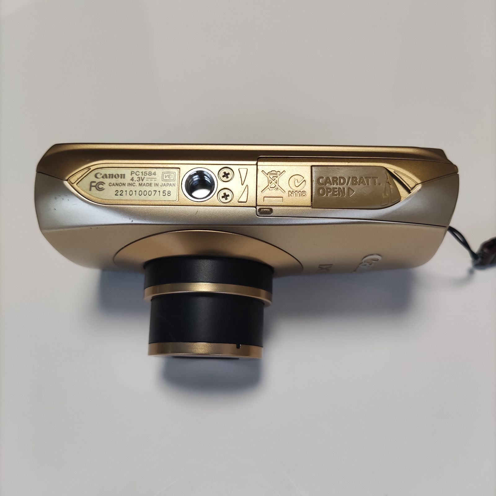 【少しワケあり特価✨美品】Canon IXY 31S ゴールド ケース付きコンデジ