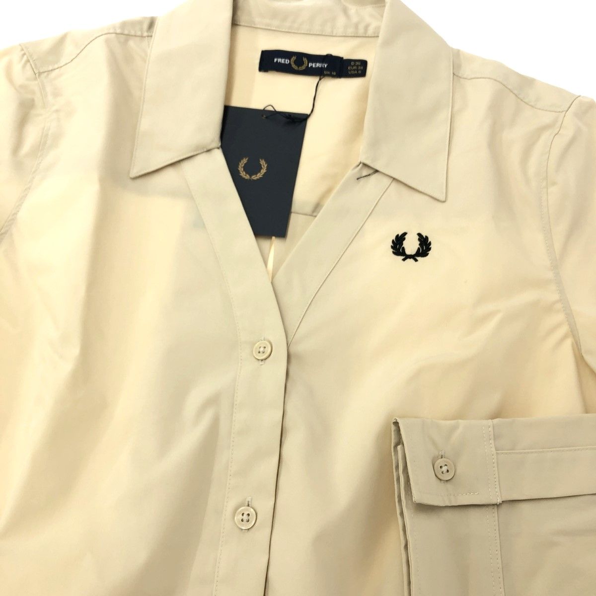 未使用品 FRED PERRY フレッドペリー 長袖ワンピース サイズ:10 D7173 ベージュ レディース フィッシュテールヘム シャツワンピース  240001110626 - メルカリ