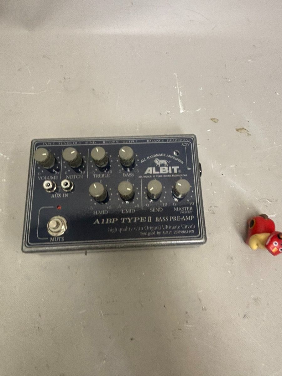 動作品】Albit A1BP Type II ベースプリアンプ エフェクター