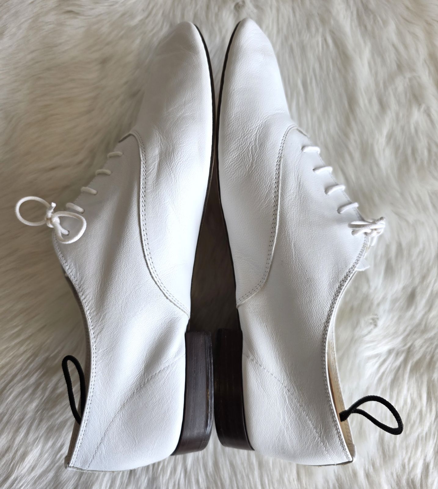 美品✨レペット 38/23.5㎝ zizi レースアップ ドレスシューズ 白 Repetto(レペット) Ziziレースアップシューズ ホワイト サイズ