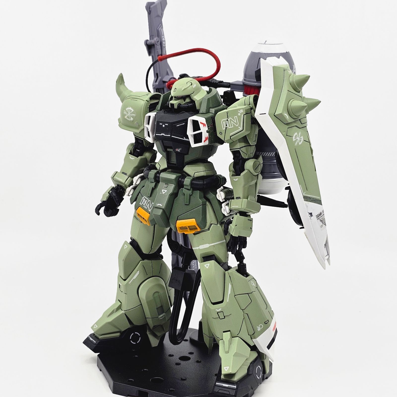 八*烏様 MG 1/100 ガナーザクウォーリア 完成品 全塗装 ジャンク MG 1/100 ガナーザクウォーリア｜のちちさんのガンプラ作品