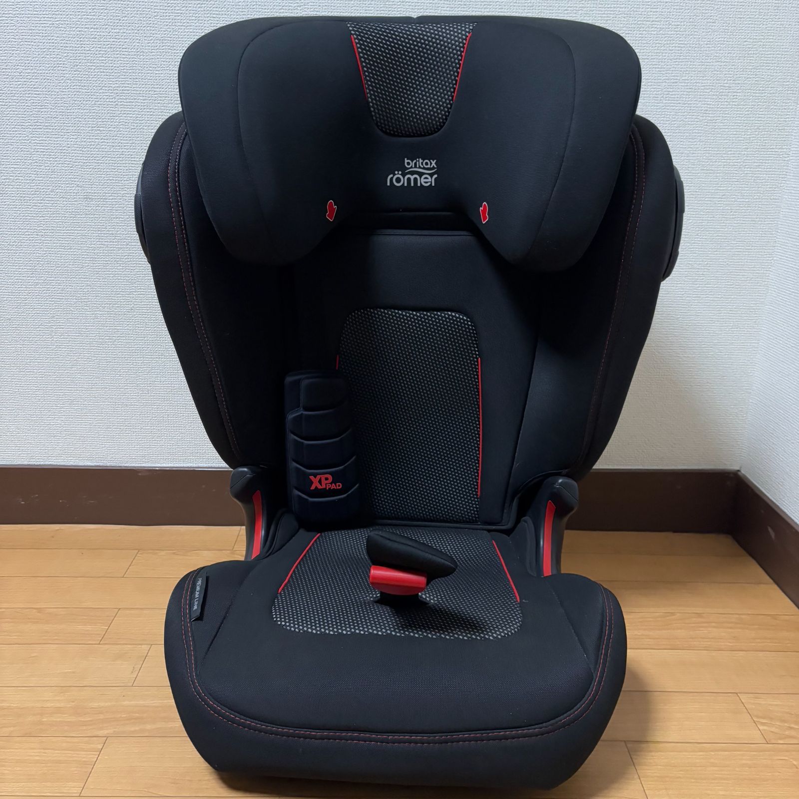 britax römer チャイルドシート 黒 Britax Römer SWIVEL