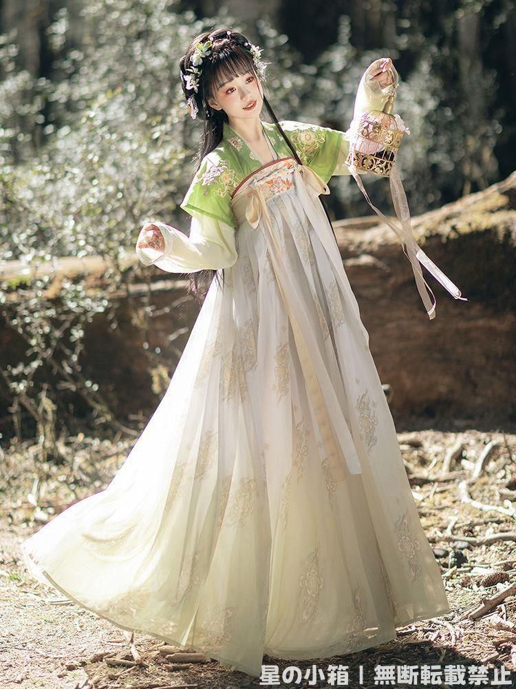 2025 豪華刺繍 漢服 かんふく 古風衣装 レトロ風 中華ロリータ コスプレ ワンピース 唐装 仙女服 中華風 美しい刺繍 撮影会 舞台演出 推し活 仮装 HF 400
