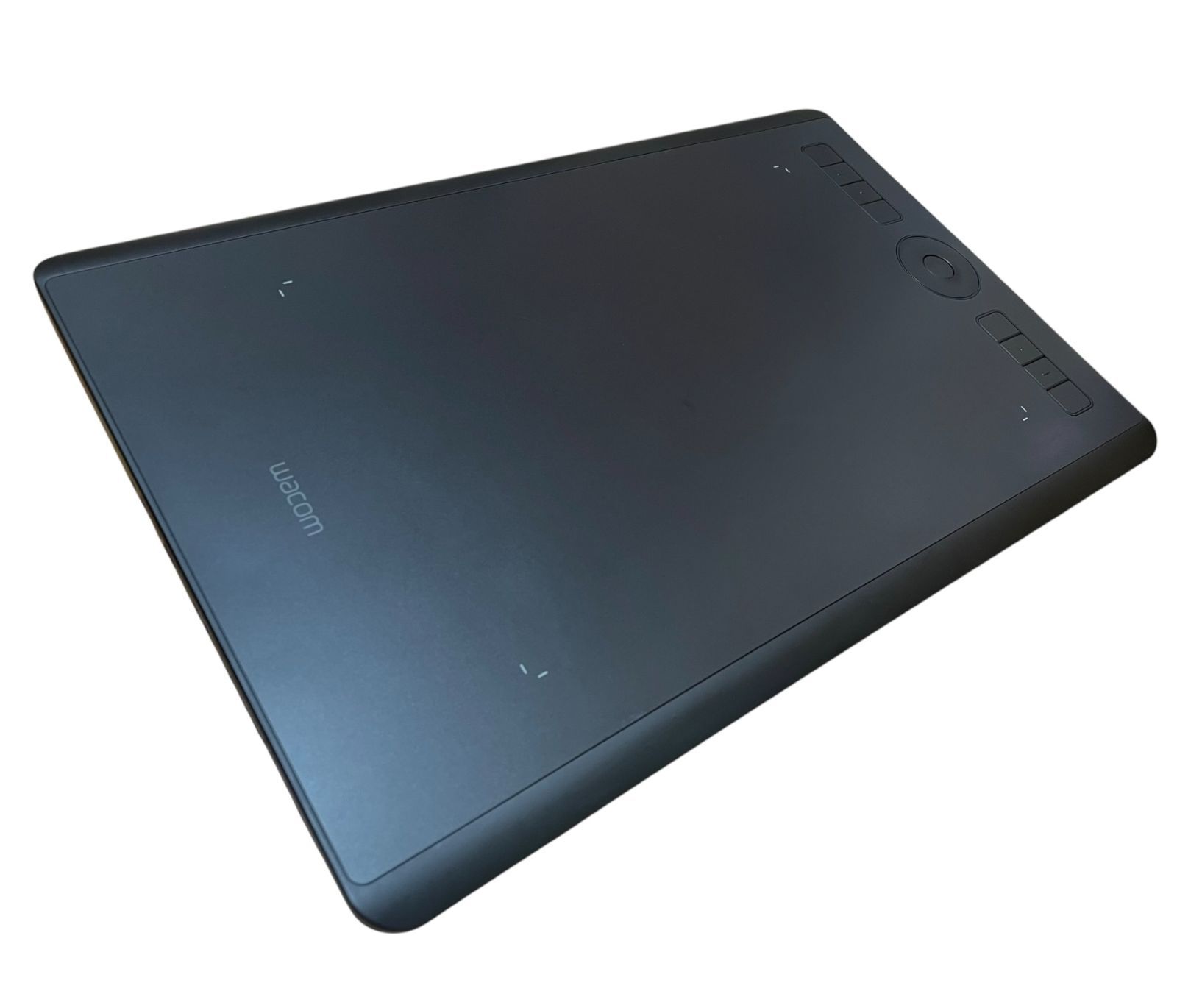 ワコム　Intuos Pro M Pro Pen 2付 PTH-660 おまけ付 Wacom Intuos Pro Creative Pen Tablet Medium Black, PTH-660/K0