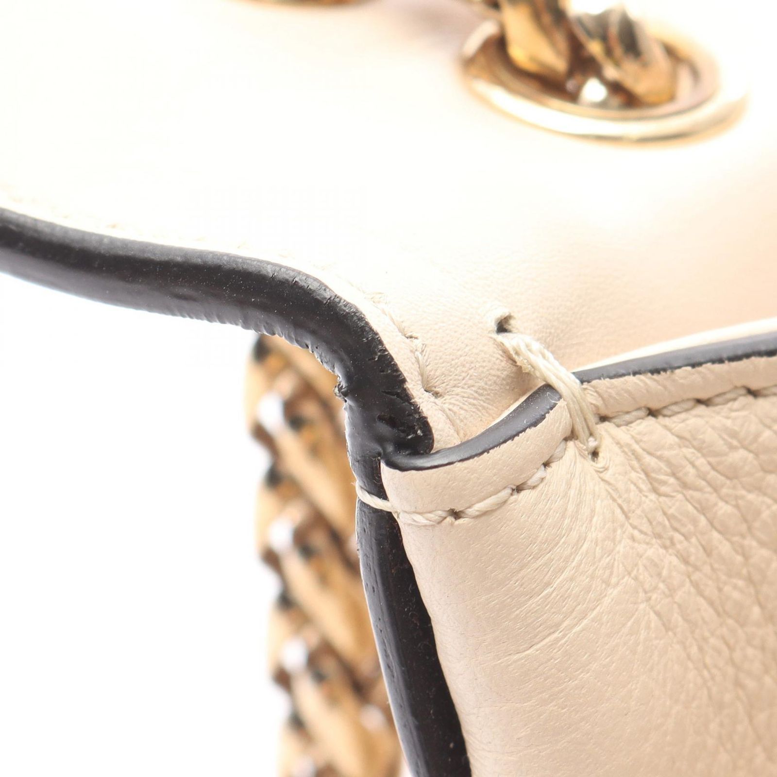❣️クリスチャンルブタン★スイートチャリティー★ベージュ★パーティーバッグ★金 クリスチャンルブタン Christian Louboutin ショルダーバッグ