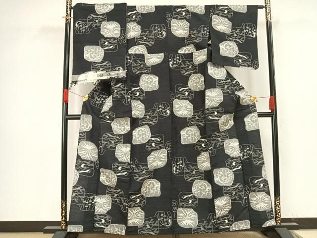 平和屋着物▽小千谷紬　単衣　色紙風景文　黒地　証紙付き　正絹　逸品　AAAV8359fy 平和屋着物▽小千谷紬 単衣 色紙風景文 黒地 証紙付き 正絹 逸品