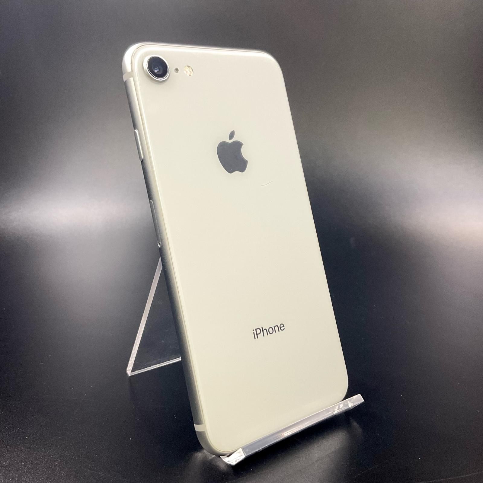 【全額返金保証】【最速発送】Apple iPhone 8 256GB シルバー docomo 白ロム 動作確認済 74%