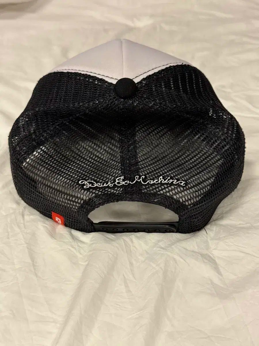  DEUS EX MACHINA デウスエクスマキナ トラッカーブラック その他 キャップ
