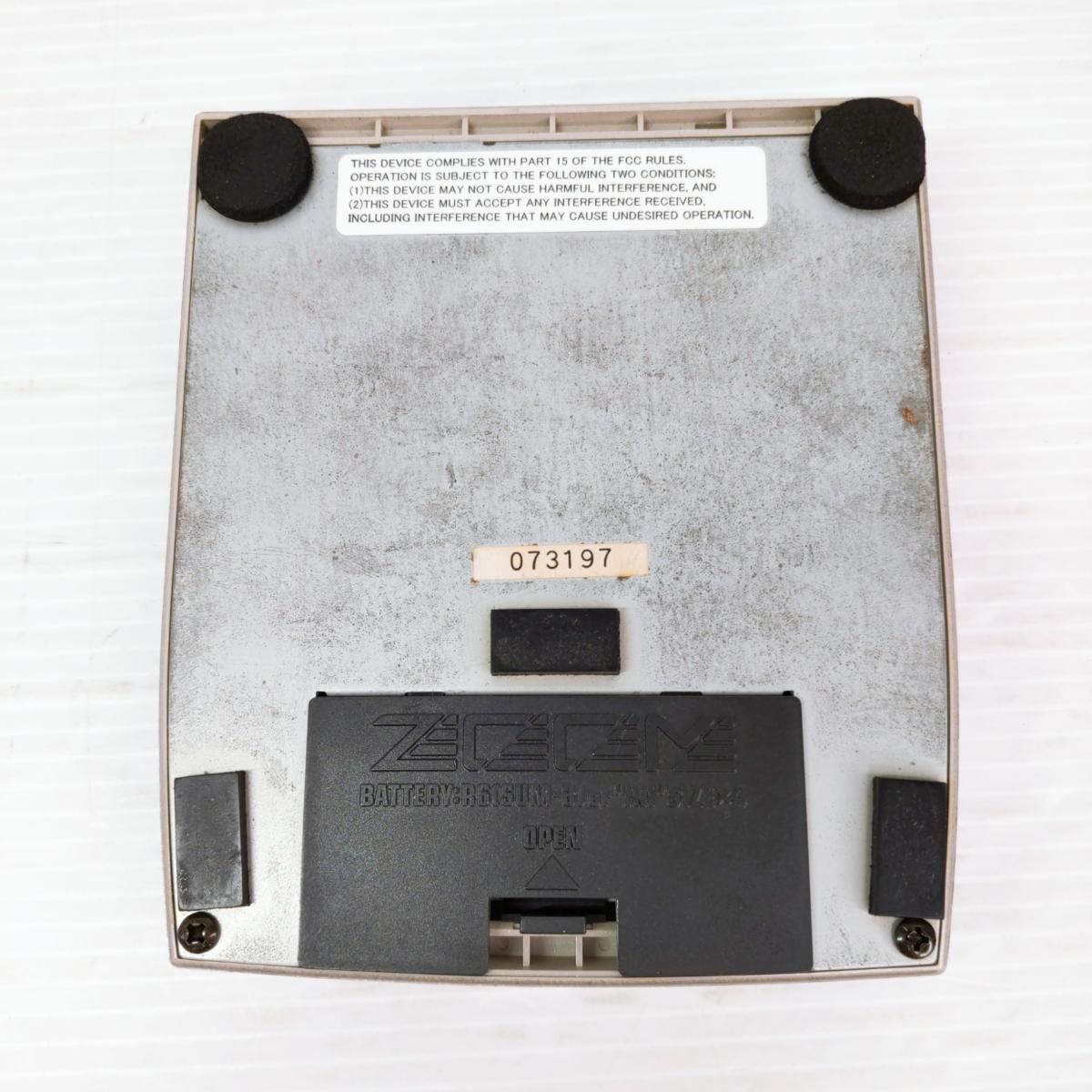 中古品】Zoom B3 ベースエフェクター 中古品】Zoom B3 ベース