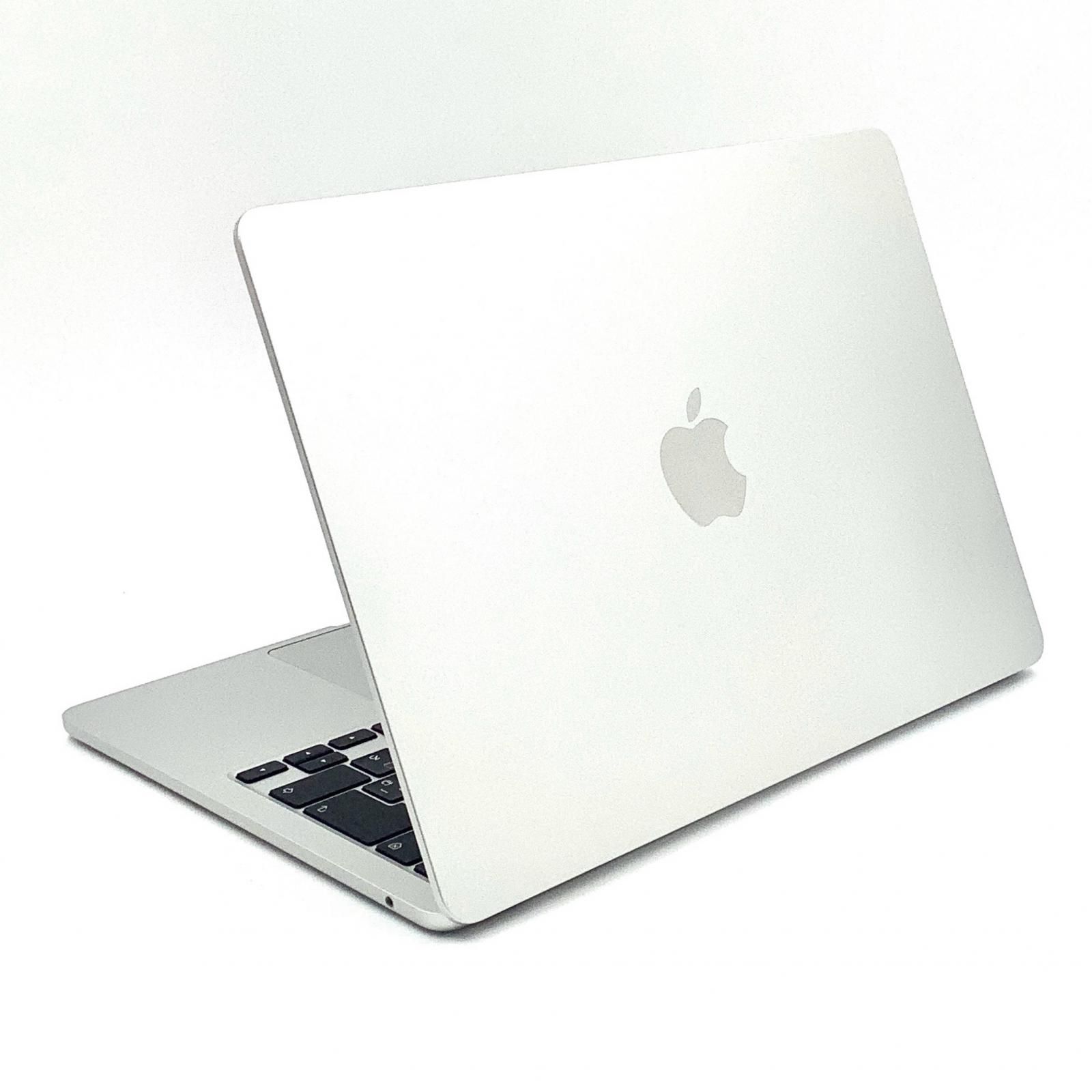 【全額返金保証】【最速発送】Apple MacBook Air 13インチ 2022 /M2 /8GB /256GB /シルバー /バッテリー100% /駆動26時間 【内部新品同様】