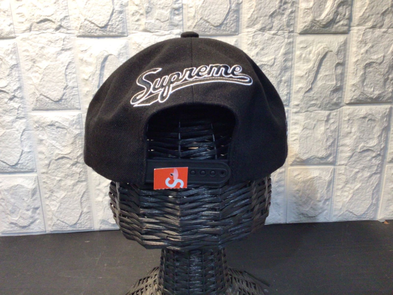 Supreme / Would Famous S Logo 6-Panel(黒) Buy Supreme World Famous