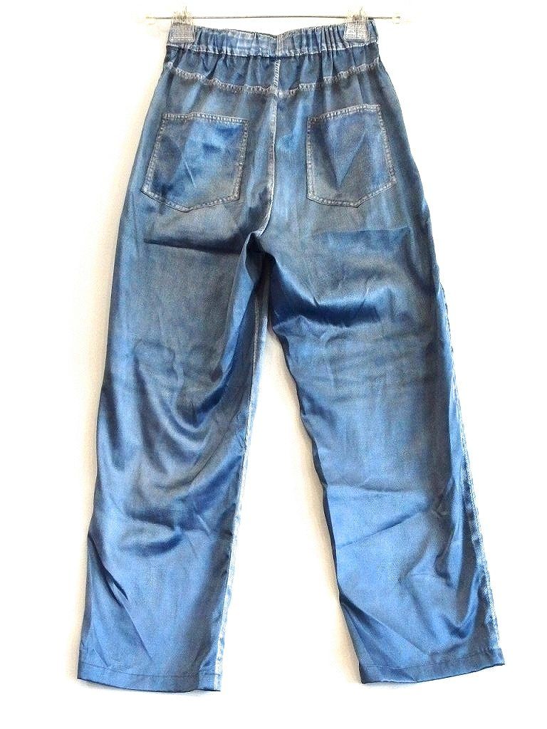 215800