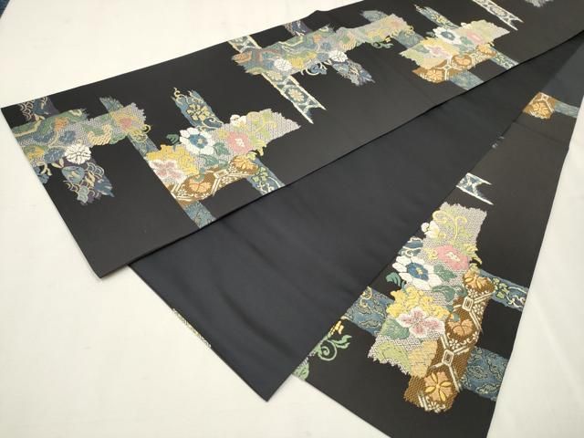 更紗花唐草文 銀糸