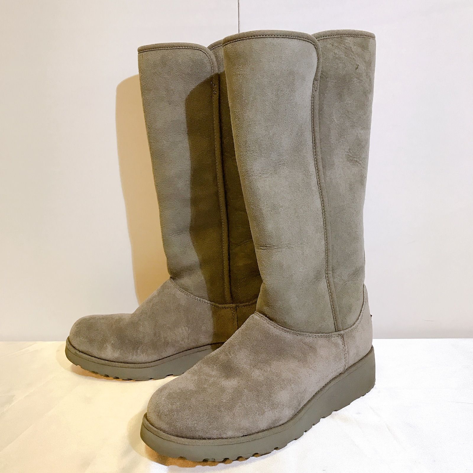 UGG ムートンブーツ ロング筒高…約30cm