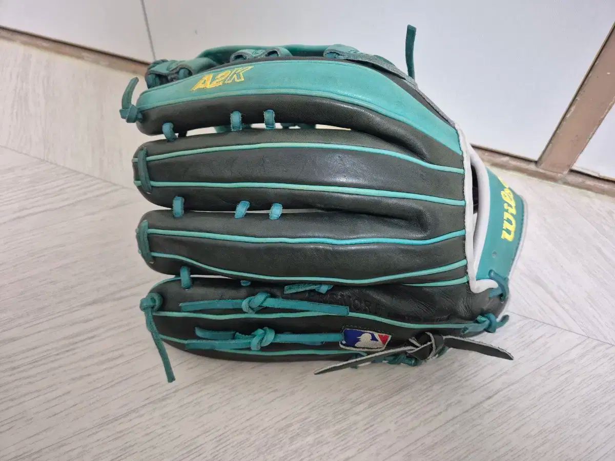 ウィルソン Wilson a2k 1799 外野グローブ