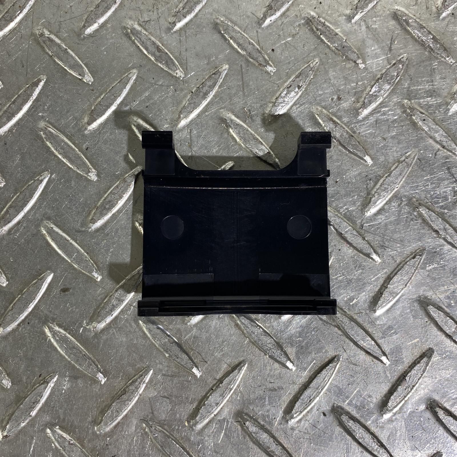 KAWASAKI Z400FX/Z400J リアキャリパー カバー カワサキ [M-250523-55] KAWASAKI Z400FX/Z400J リアキャリパー カバー カワサキの通販 by