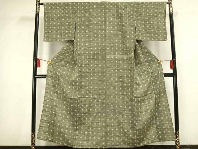 平和屋着物▽上質な紬　単衣　矢羽文　正絹　逸品　AAAV2794fy 平和屋着物▽上質な紬 単衣 矢羽文 正絹 逸品 AAAV2794fyの通販 by