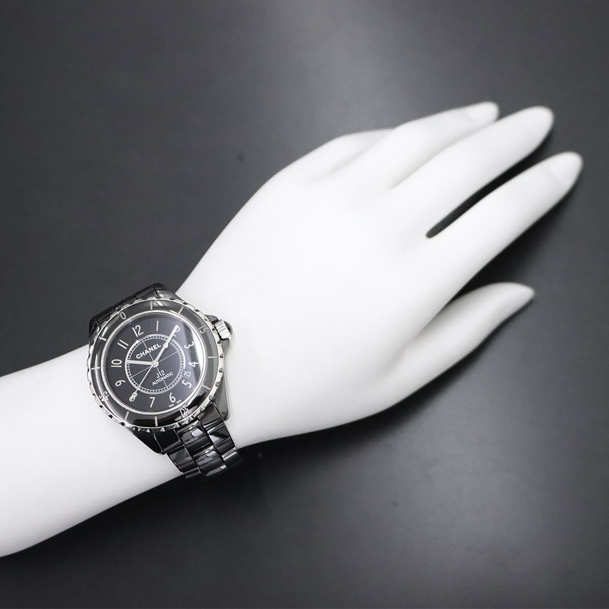 CHANEL シャネル CHANEL J12 42mm H2980 メンズ 腕時計 ブラック セラミック デイト オートマ 自動巻き ウォッチ 90233441