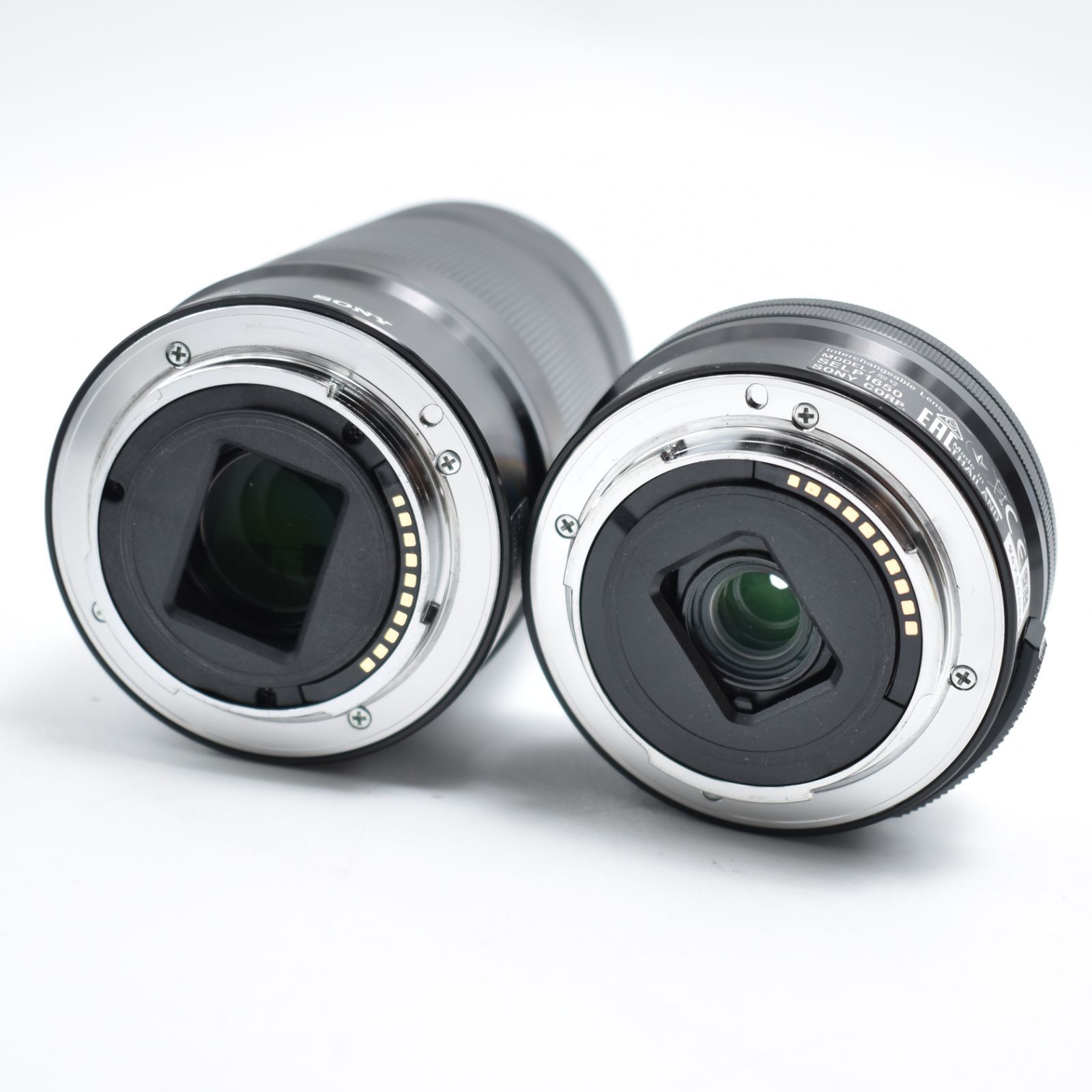 APS-C ミラーレス一眼カメラ