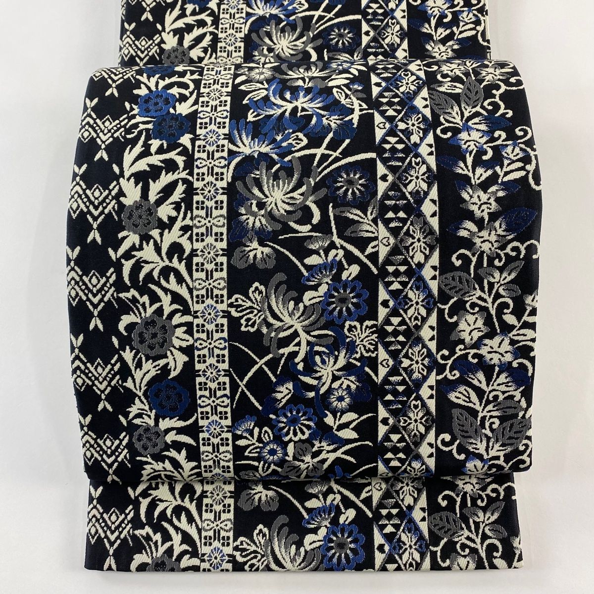 【美品】 袋帯 名品 リバーシブル 草花 濃紺 全通 正絹 【】