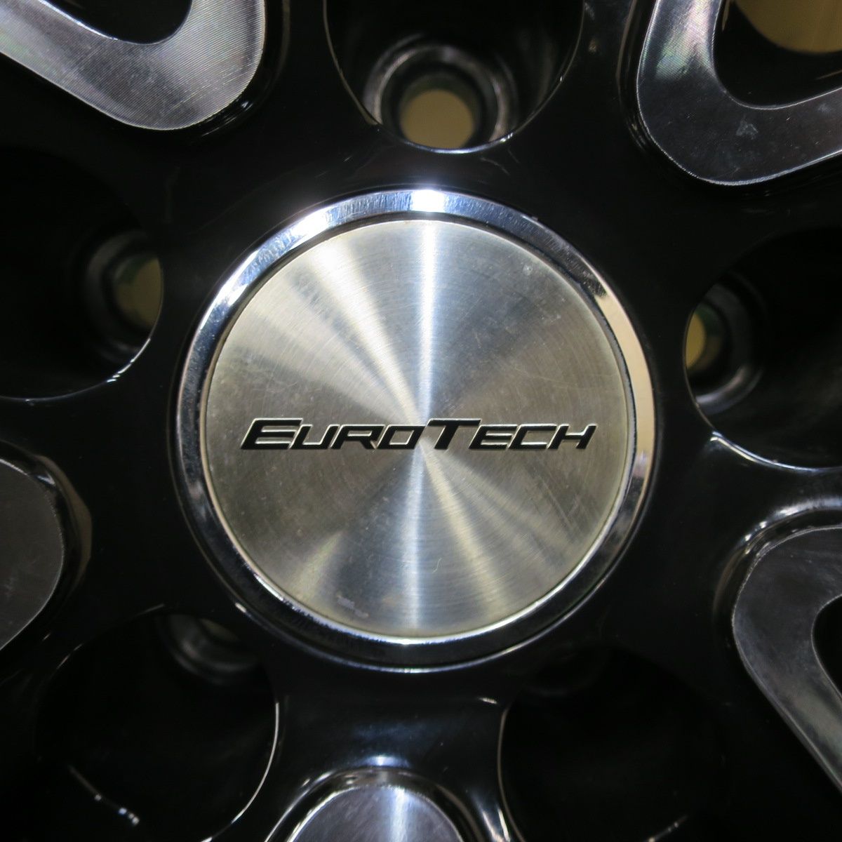 ブリヂストン スタッドレス 17インチ euro tech ブリヂストン スタッドレス 17インチ euro tech