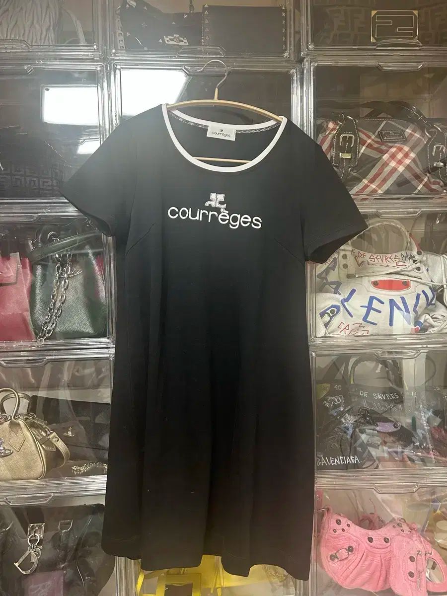 Courreges クレージュ 黒 ワンピース