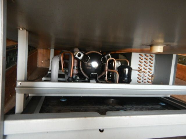 ☆GF217 テーブル形冷蔵庫 ホシザキ RT-120MTCG　21年 165L ☆GF217 テーブル形冷蔵庫 ホシザキ RT-120MTCG 21年 165L ☆GF217