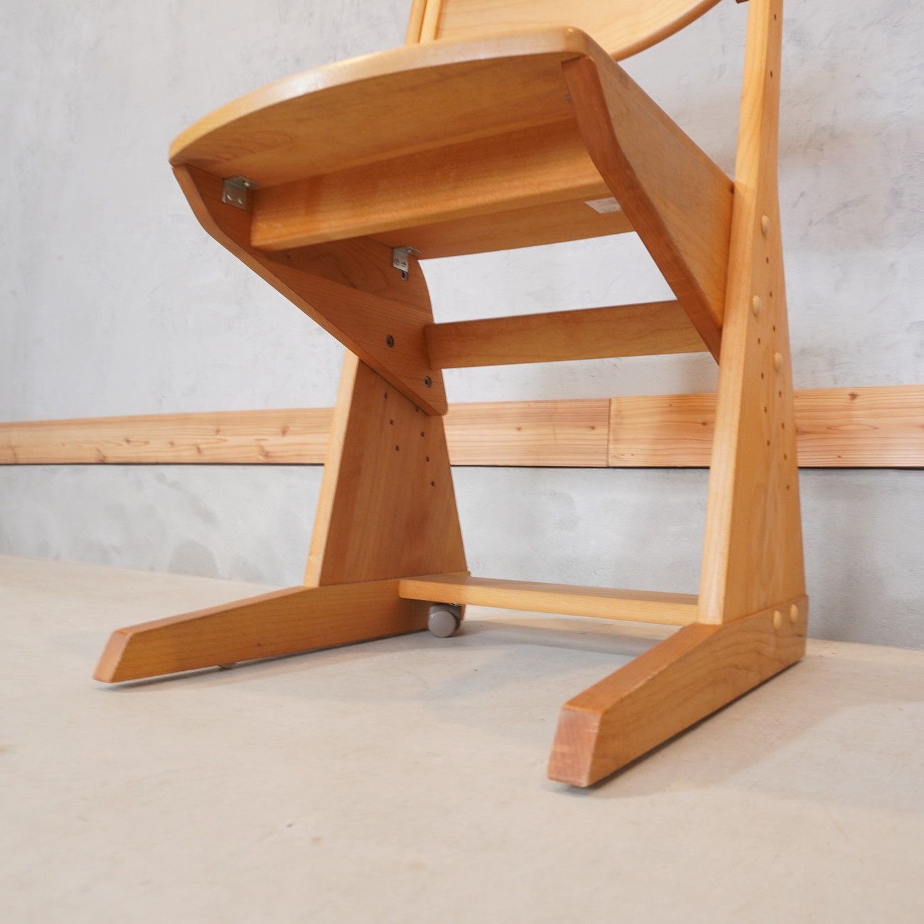 HOTTA WOODY 堀田木工所 デスクチェア アルダー材 学習椅子 高さ調整可
