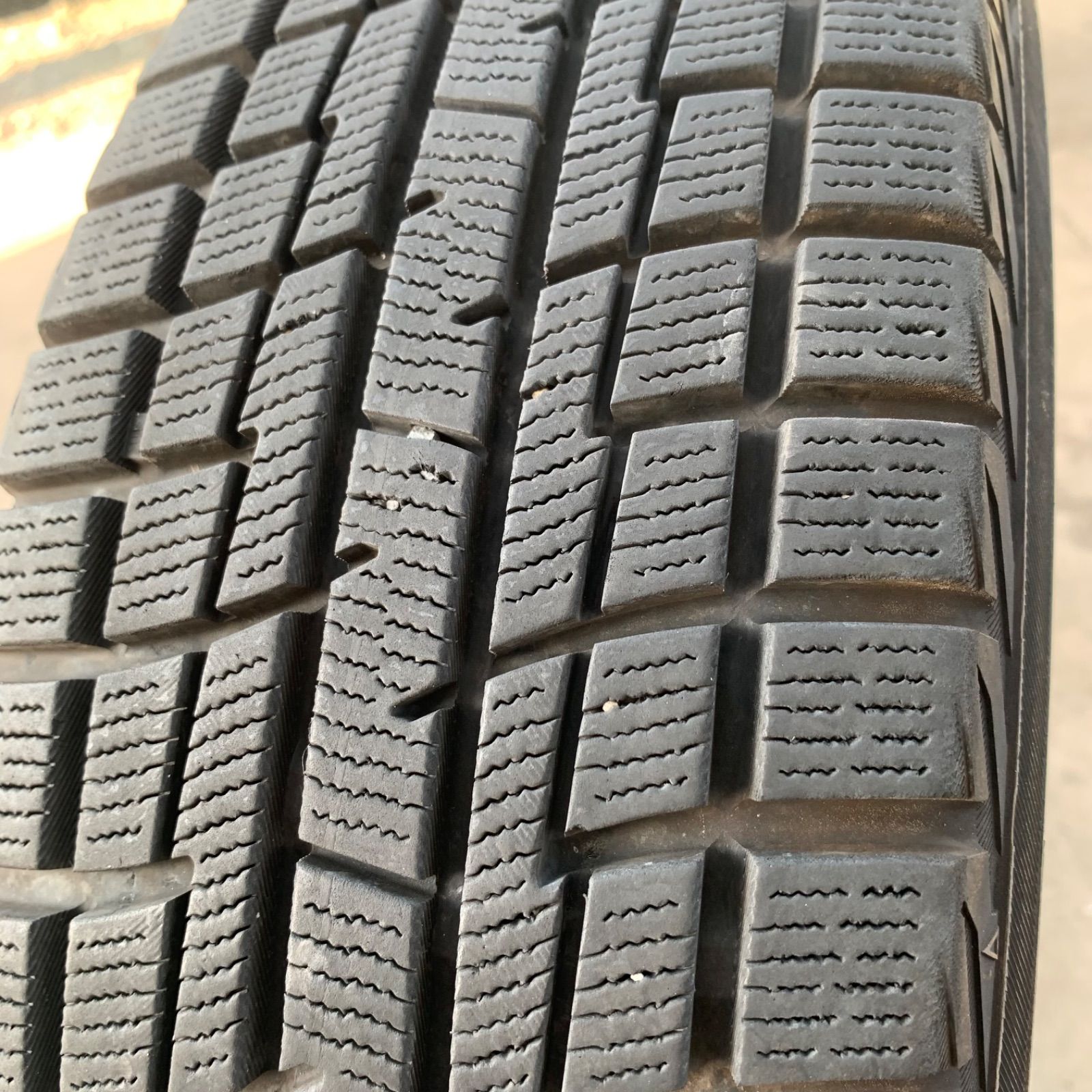 スタッドレスタイヤ