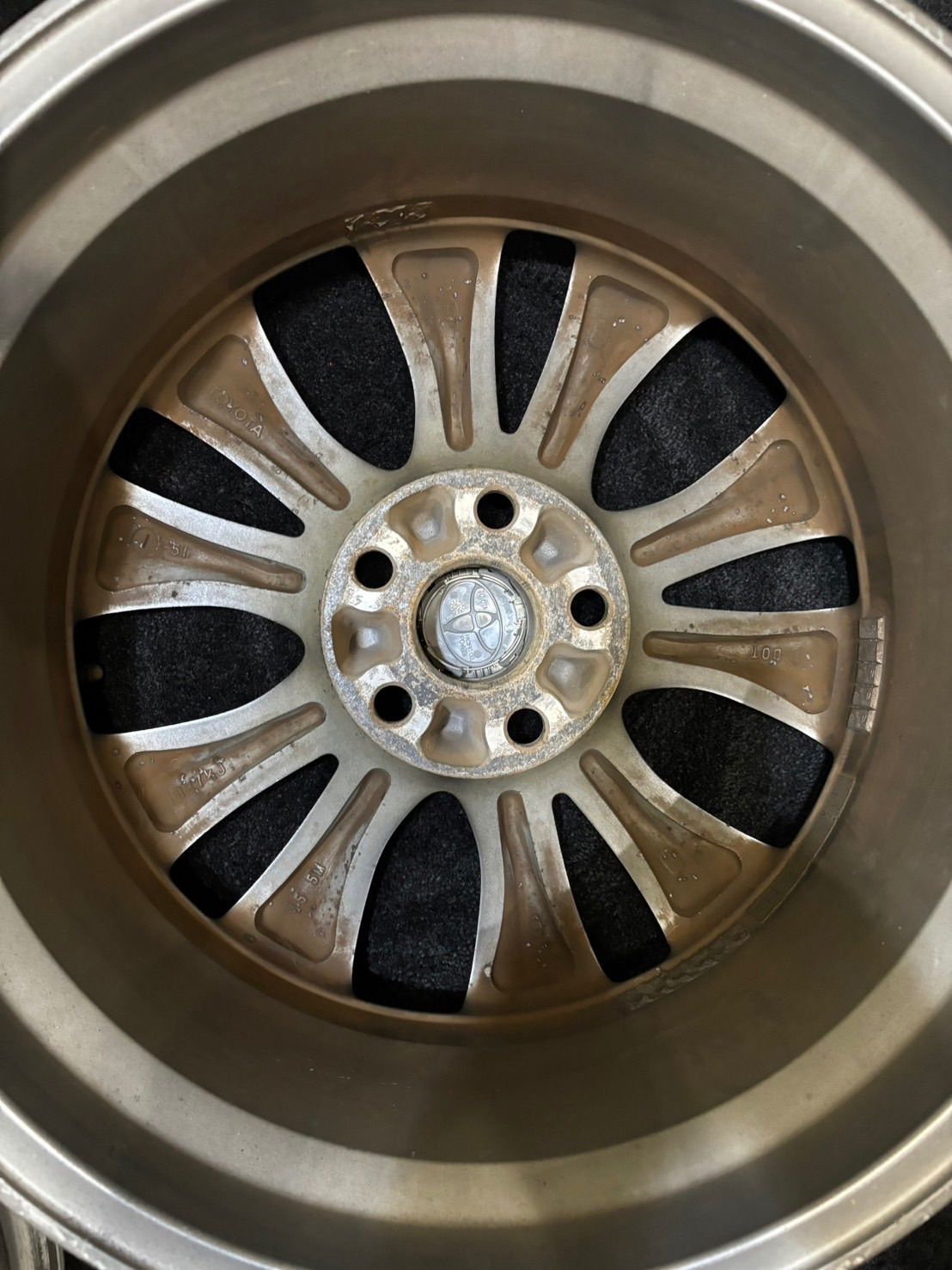 20ヴェルファイア アルファード 純正アルミ18インチ7.5＋53，114 5穴ガンメタ系ポリッシュ クラウンなど流用も、純正ホイールナット付き トヨタ 20 アルファード ヴェルファイア 純正 18in 7.5J +45 PCD114.3