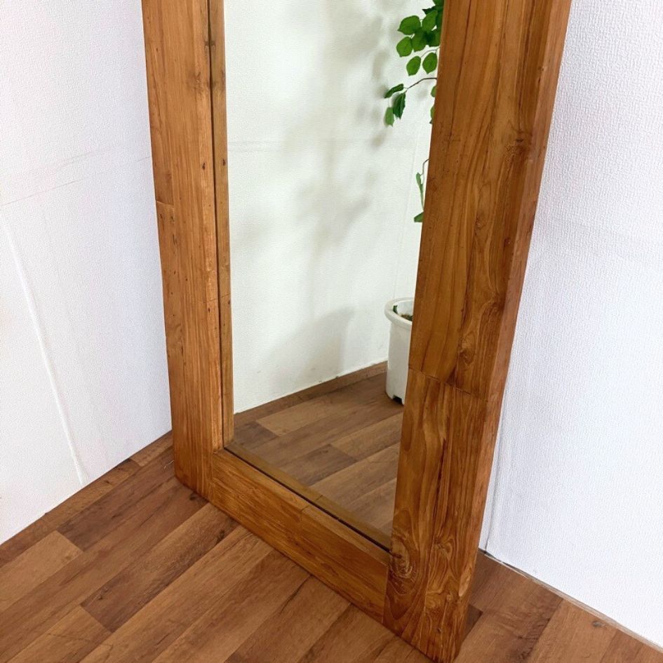 CELEBES MIRROR