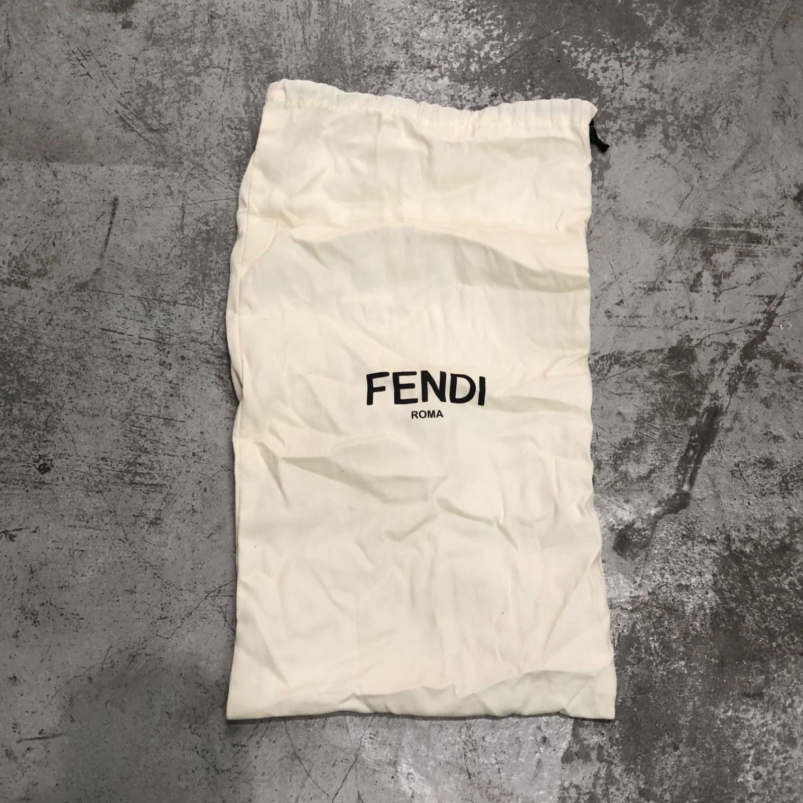未使用品 FENDI Zucca Leather and Elastic Band Running