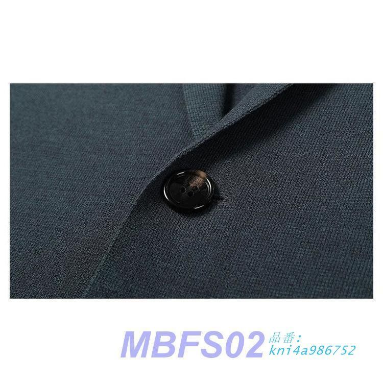 ニットカーディガン