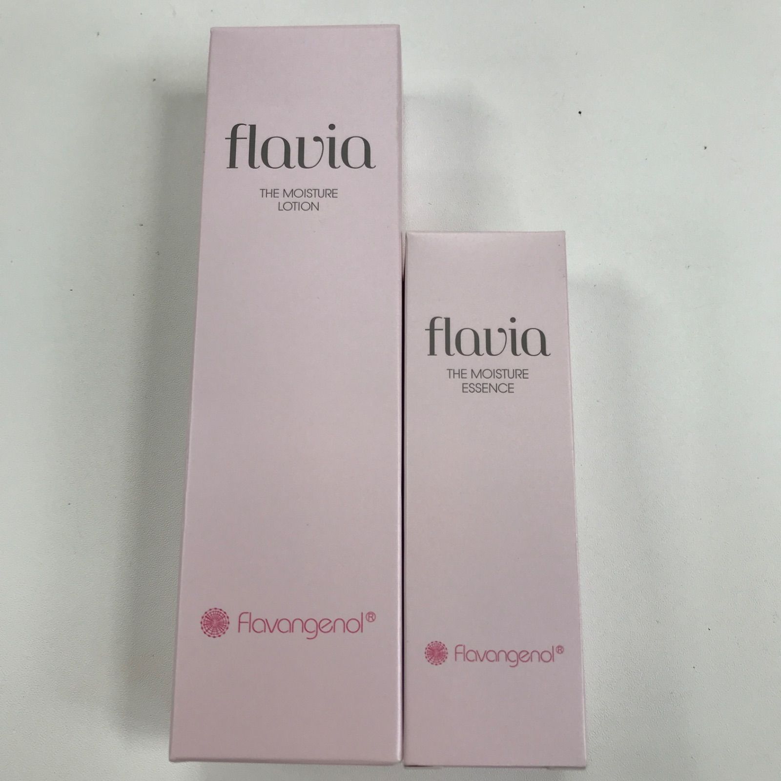 flavia フラビア ザ モイスチャーローション エッセンス クリーム 3点