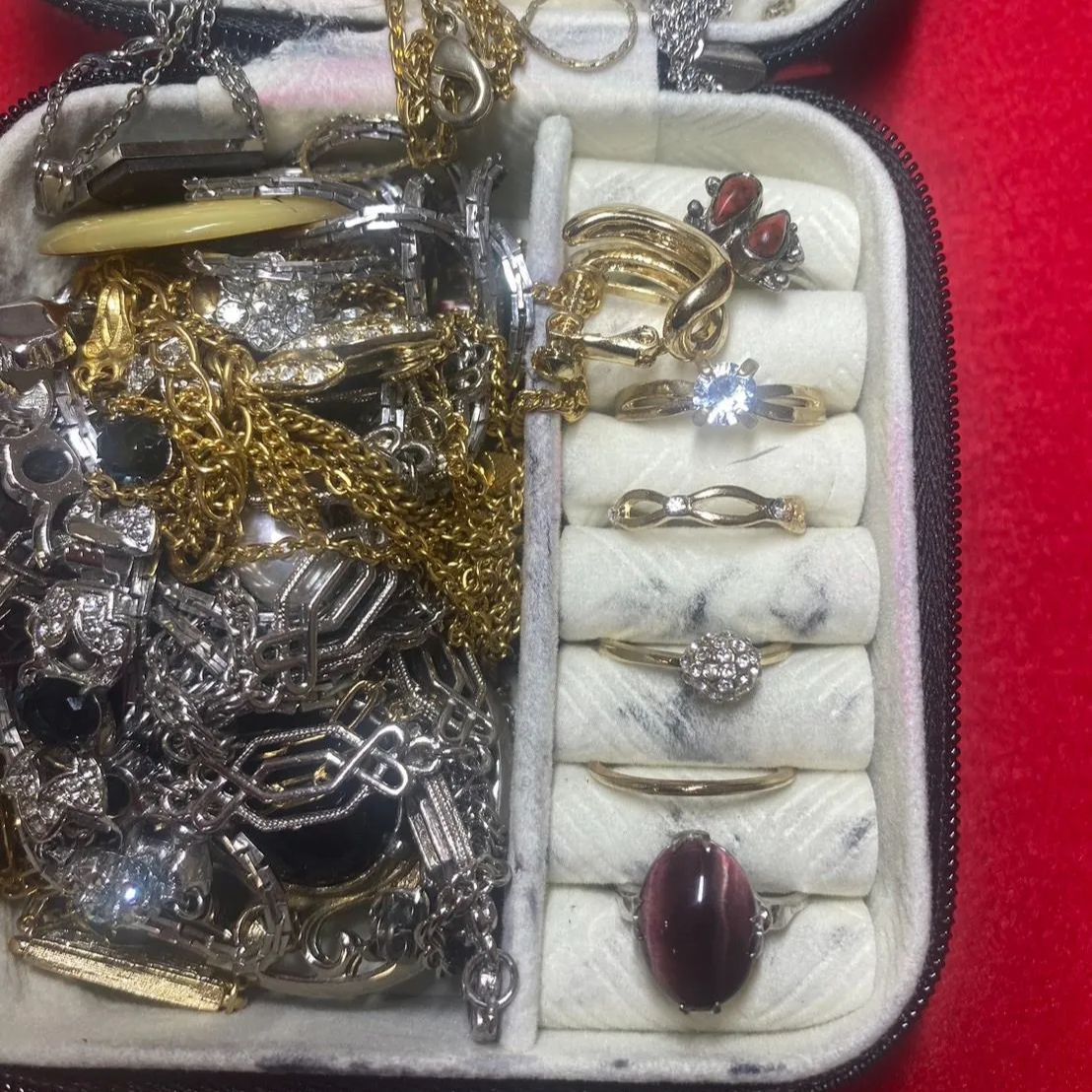 遺品整理 ジュエリー まとめ 商品 箱 BOX 未仕分け 未確認 指輪 リング