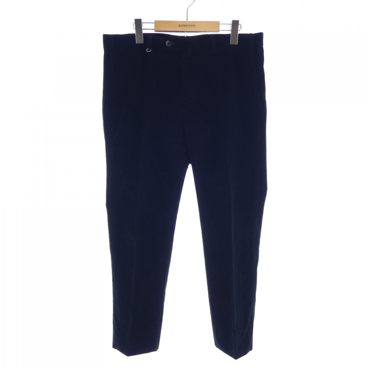 フェラガモ　チノパン メンズパンツ：チノ、5ポケット、カーゴ、バミューダ｜フェラガモ