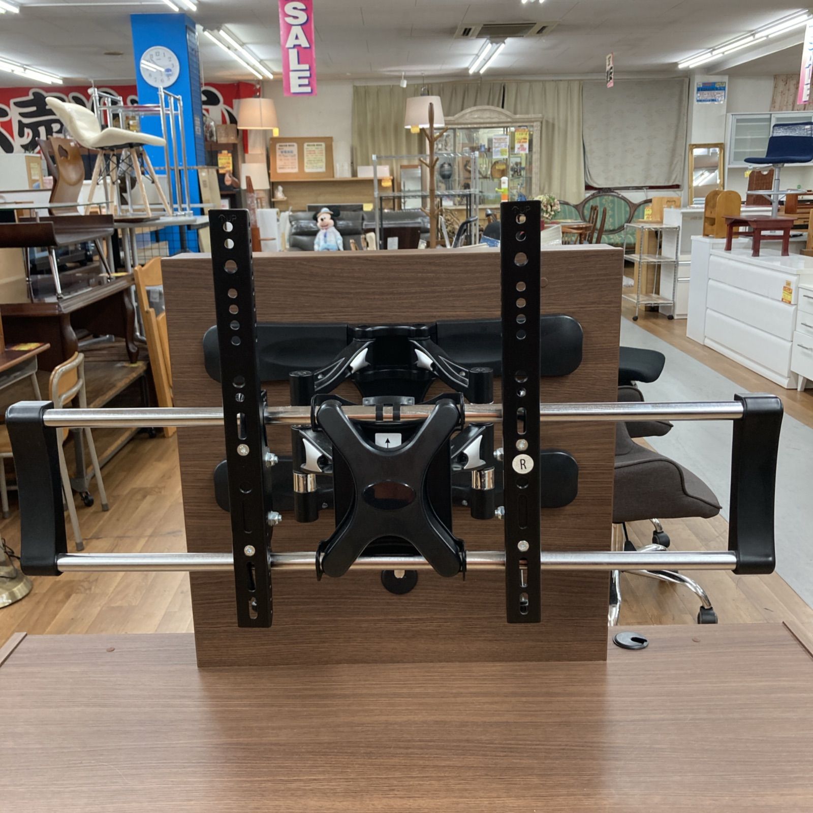 名古屋市近郊送料設置無料 S062 すえ木工 テレビスタンド付ローボード 32-55インチ 幅125cm MARWIL-DEMENAGEMENTS_CH