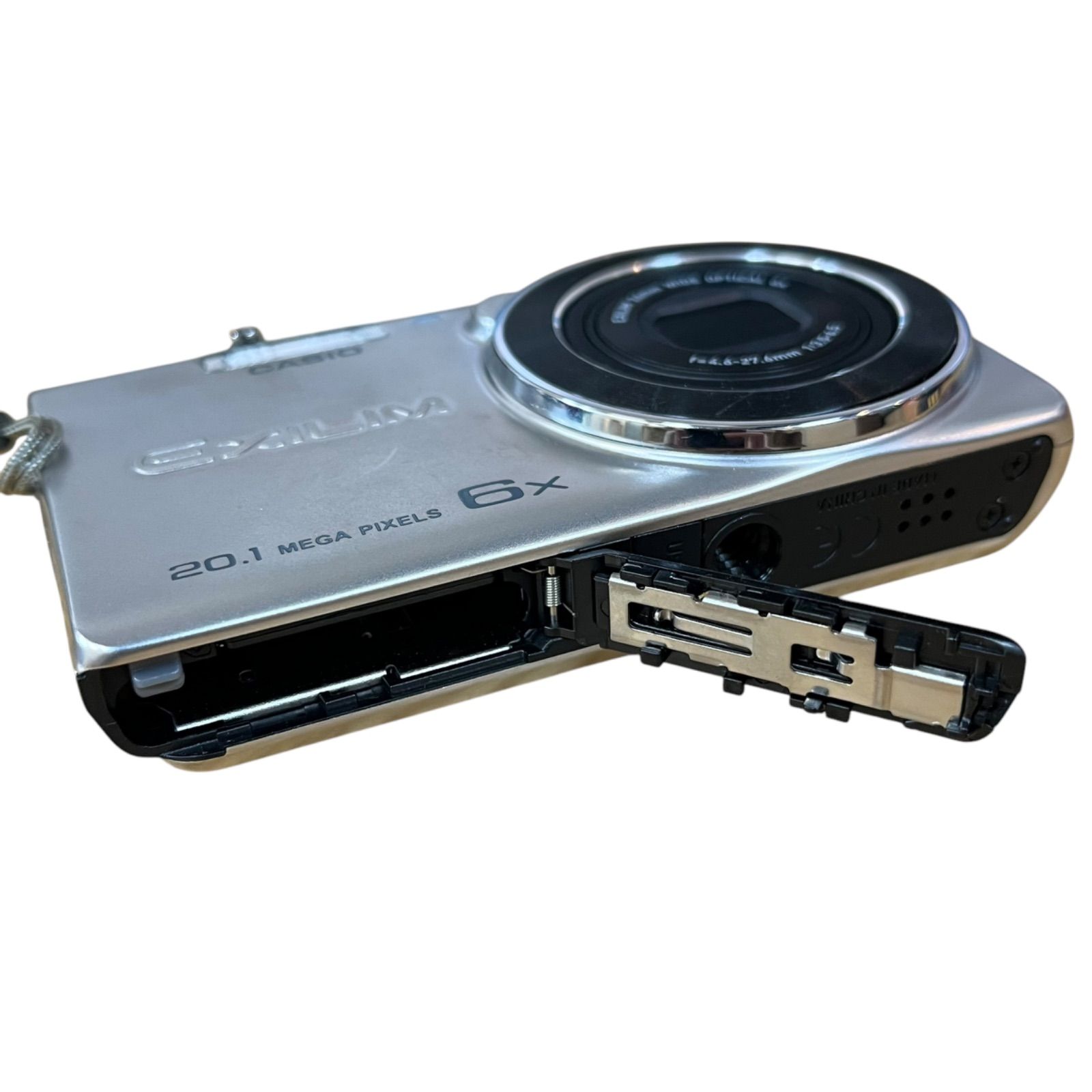 カメラ CASIO EXILIM カシオ エクシリム EX-ZS35 シルバー