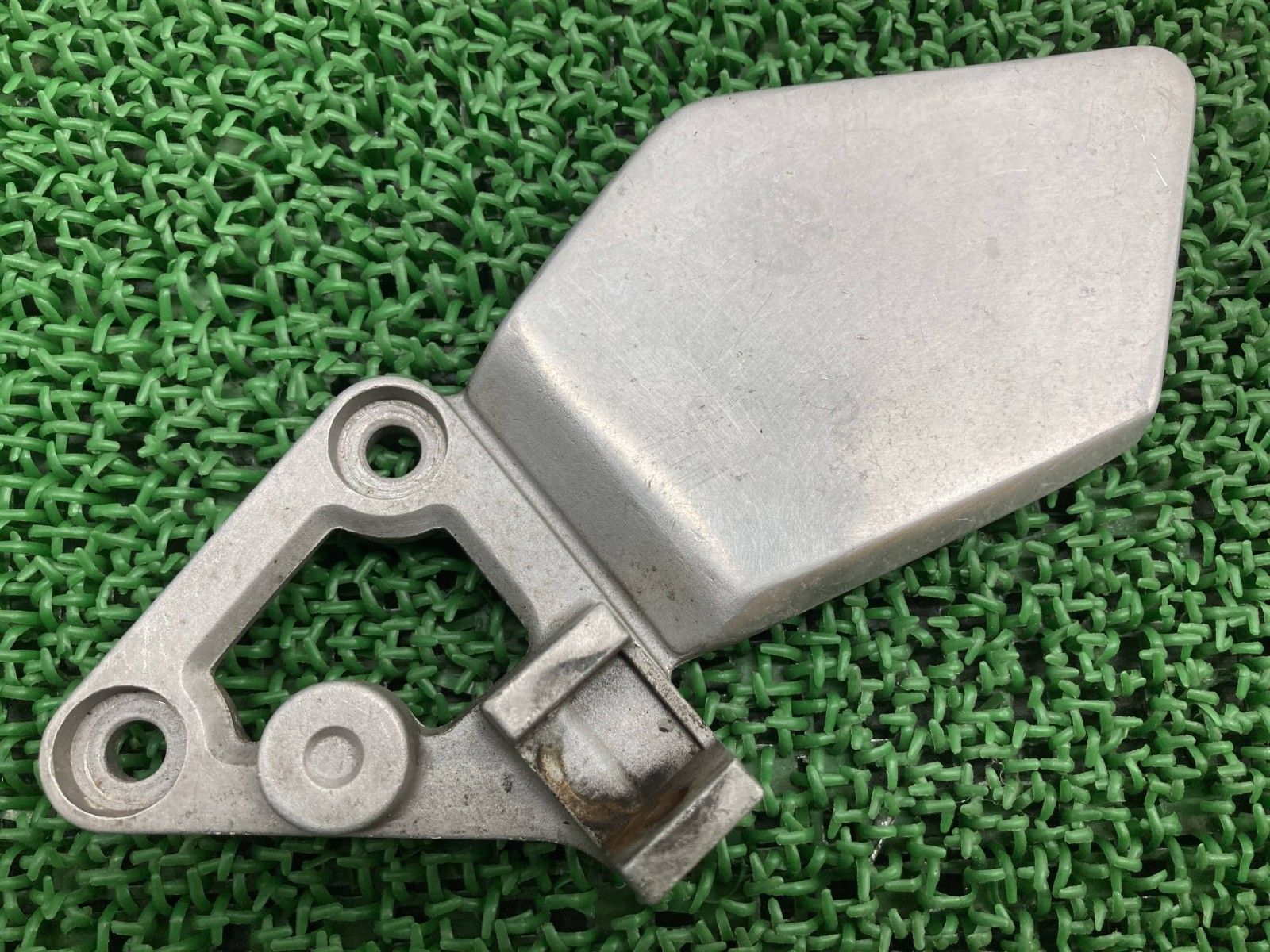 ジェイド ステップホルダー 左 KAF ホンダ 純正 バイク 部品 MC23 JADE メインステップ 曲がり無し 品薄 車検 Genuine Bb