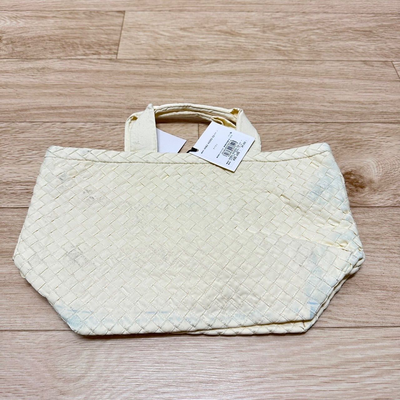 イッセイミヤケ　タマシャ　バック　ミシンステッチ　大容量のかなりの美品です。 イッセイミヤケ タマシャ バック ミシンステッチ 大容量のかなり
