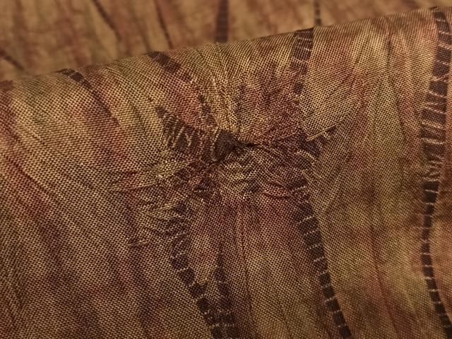 平和屋着物○本場大島紬 大島しぼり 竜巻絞り 正絹 逸品 未使用