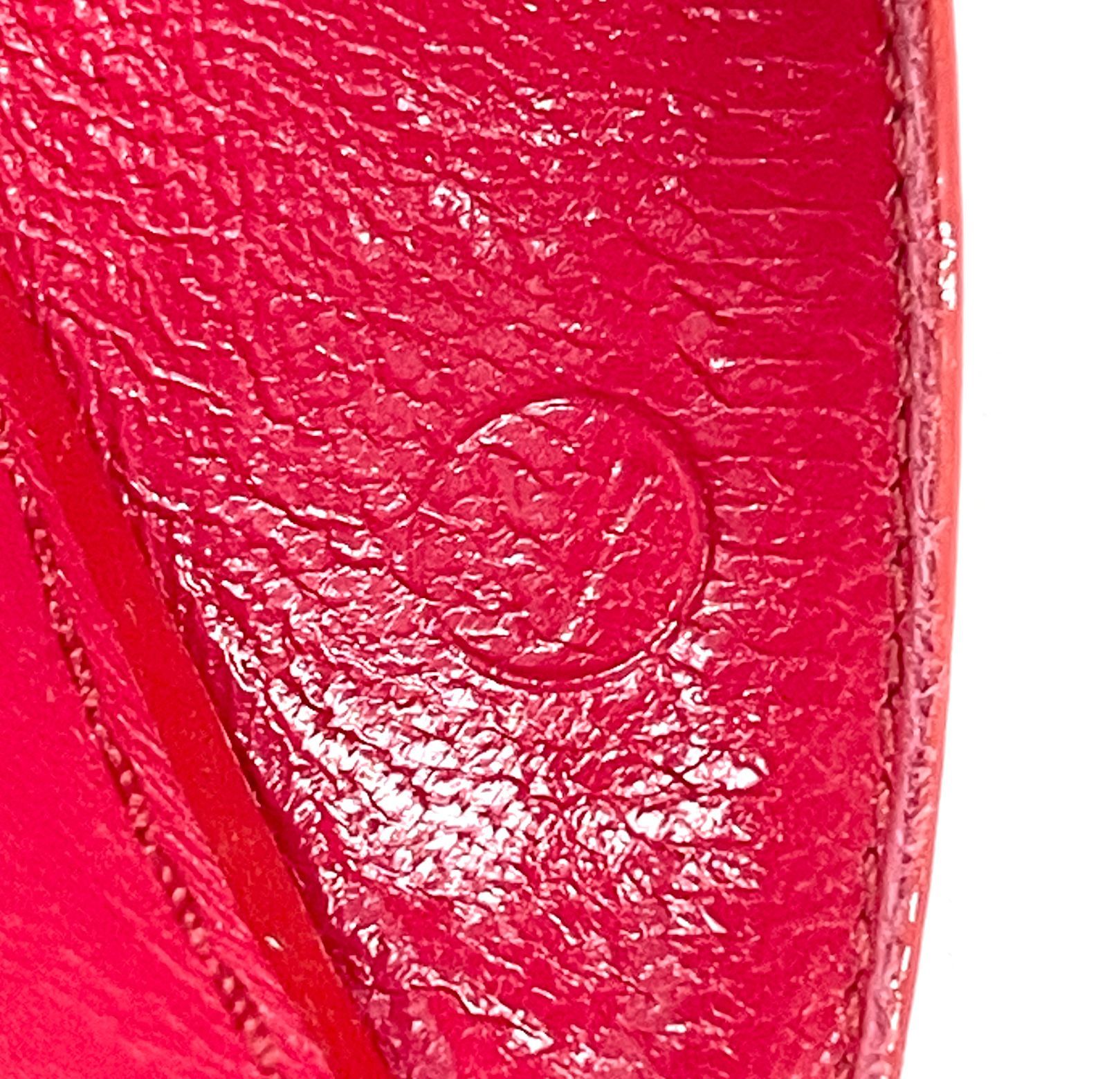 Vマーク パテントレザー