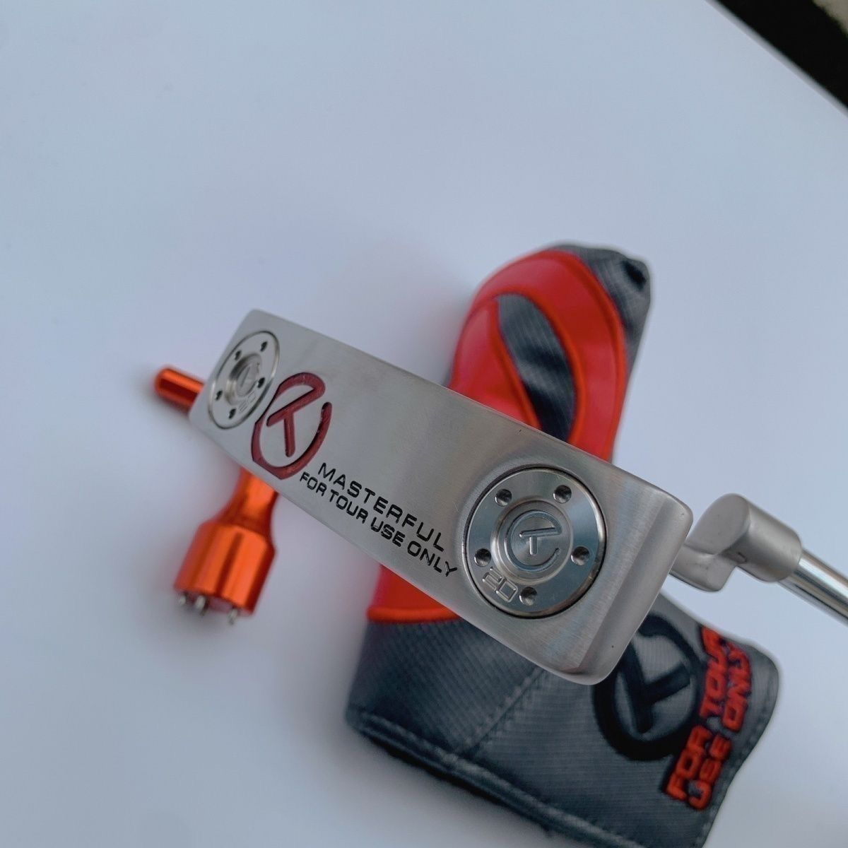 タイトリスト 美品 スコッティ キャメロン　ゴルフパター　ゴルフクラブ　赤サークルT マスターフル MASTERFUL FOR TOUR USE ONLY