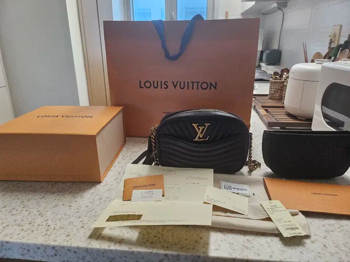 Louis Vuitton ルイヴィトン ニューウェーブ カメラバッグ