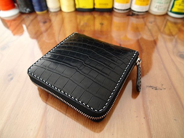 【オーダー】クロコダイル本革で作るジップウォレットのショートタイプ