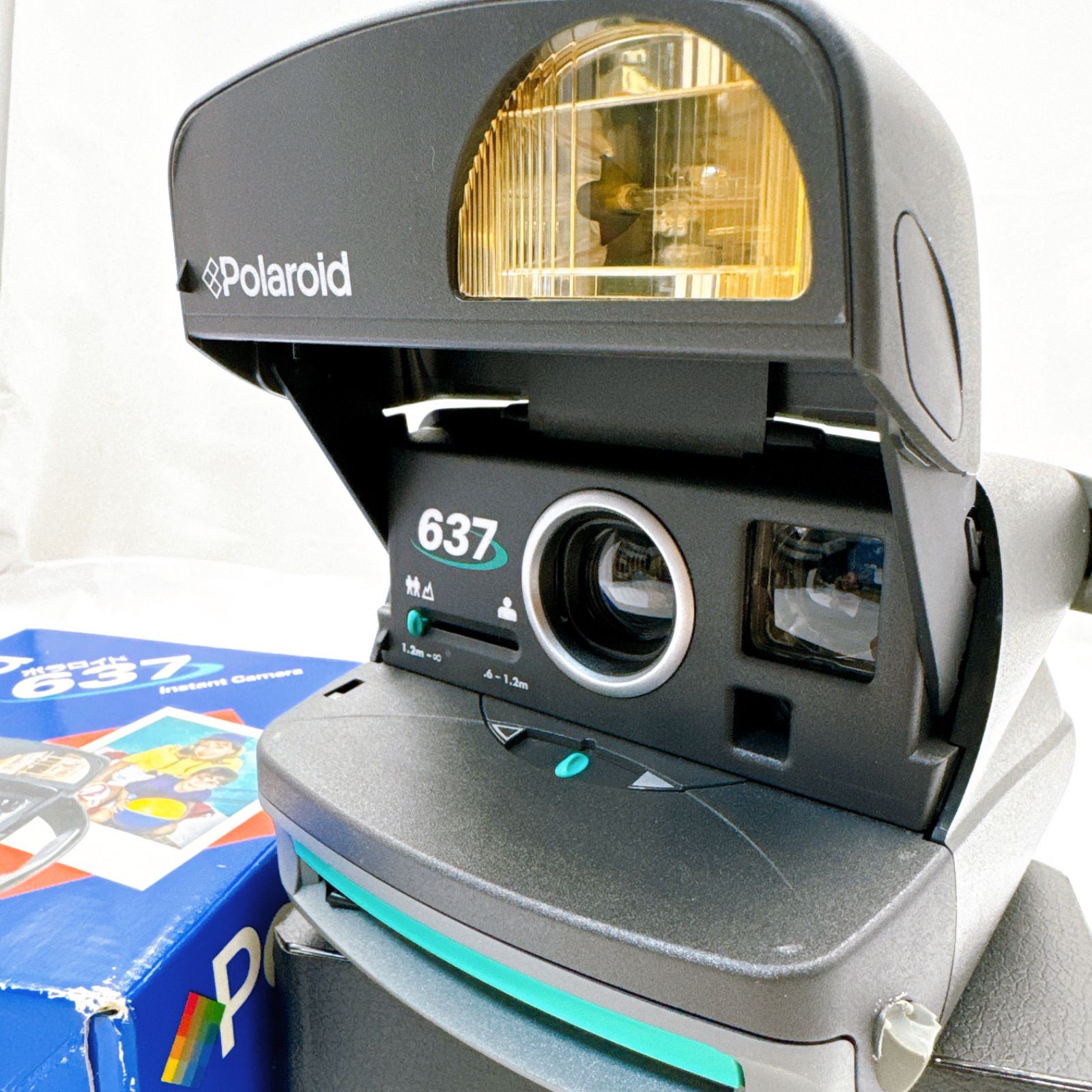 ポラロイド Polaroid 637 カメラ インスタントカメラ 通電未確認