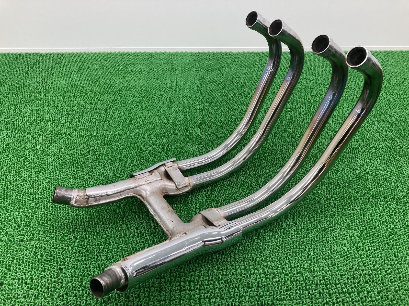 ゼファー750 エキパイマフラー M043 カワサキ 純正 中古 バイク 部品 ZR750C コンディション良好 コケキズ無し 腹打ち無し 凹み無し