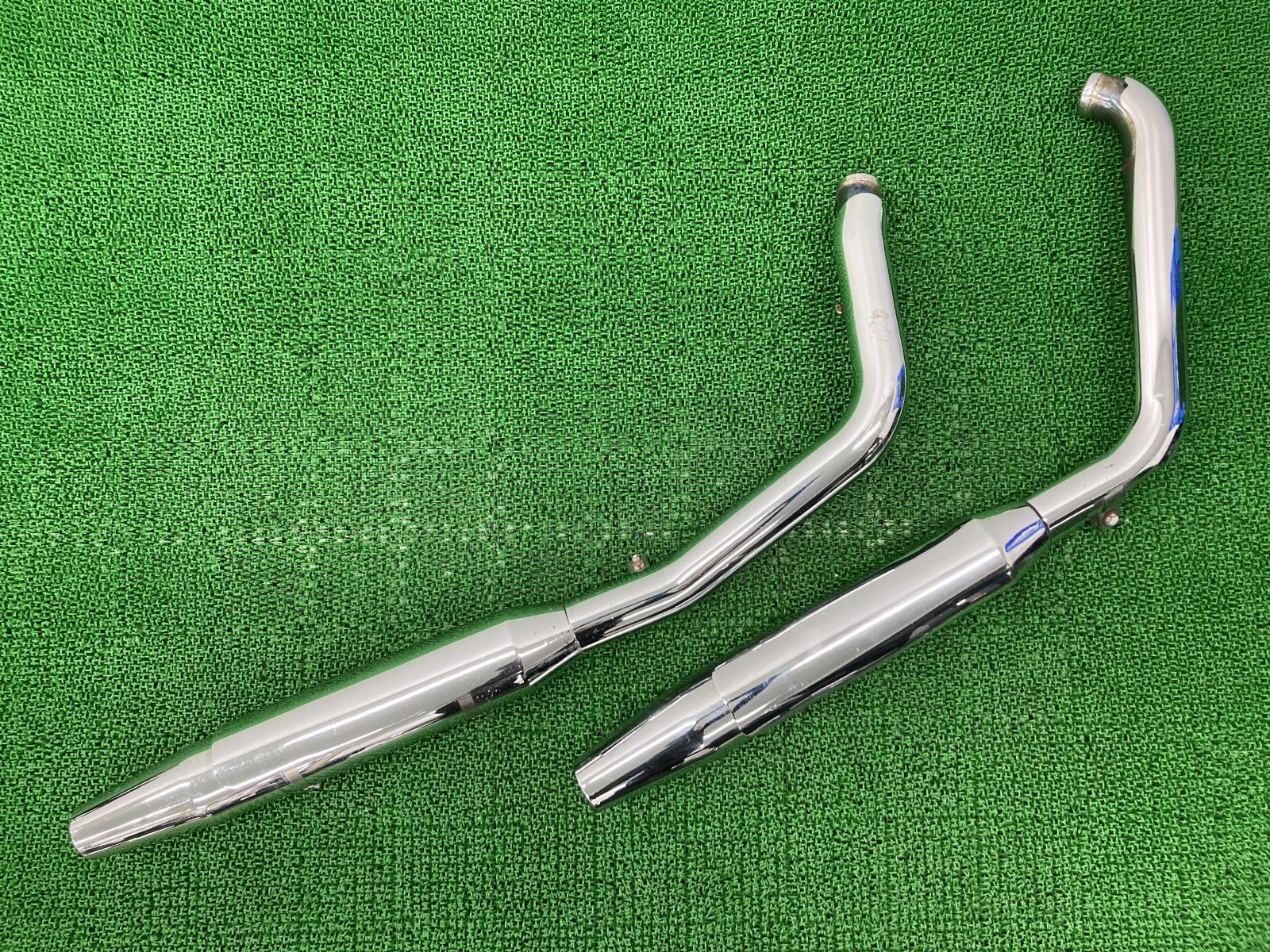 FLSTCマフラー 65682-04 ハーレー 純正 中古 バイク ヘリテイジ FLSTC1450 マフラー 65682-04 ハーレー 純正 中古 バイク 部品