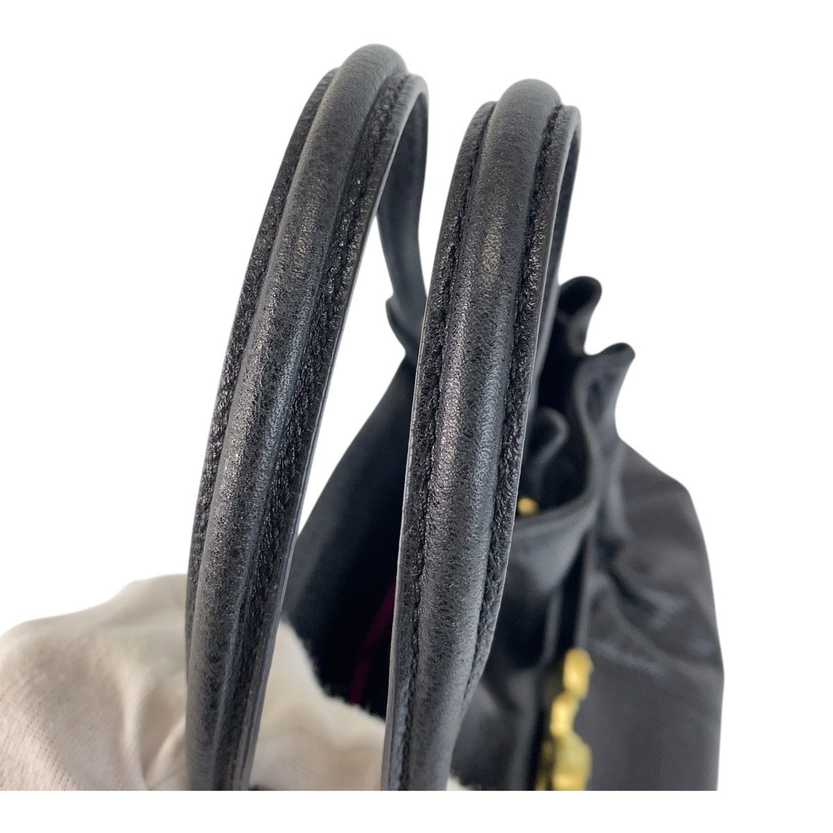 美品 COLE HAAN コールハーン ブラック 黒 ゴールド金具 レザー  