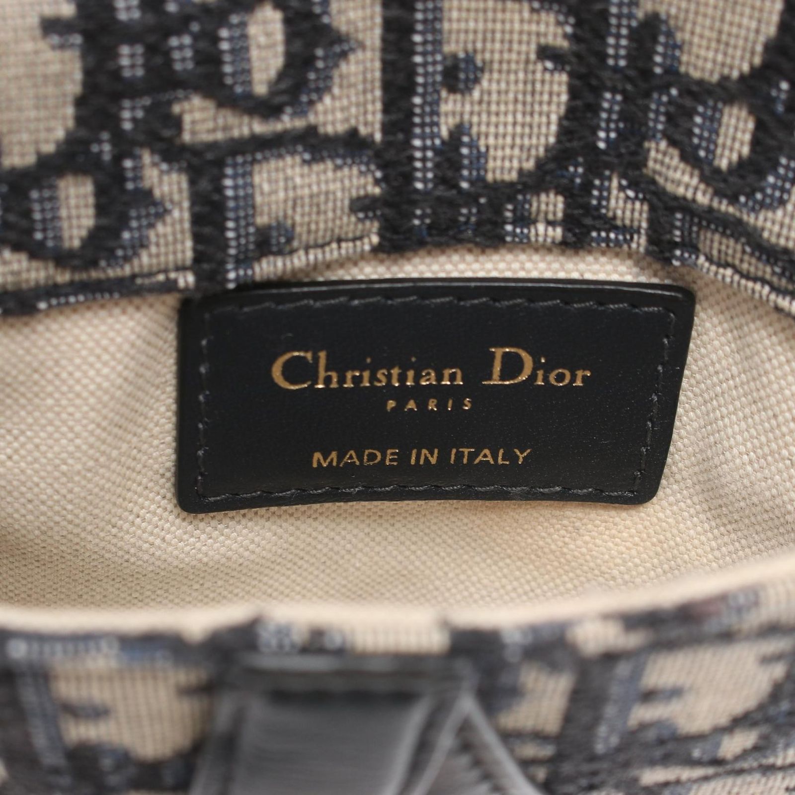 ♥️Tiffany合計1.05c/Oval中石0.79ctFVVS2/11.8号 ♥️Tiffany合計1.05c/Oval中石0.79ctFVVS2/11.8号 Tiffany & Co Novo .68